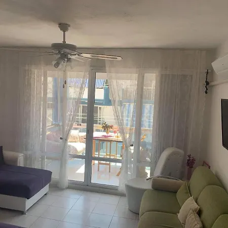Apartman Cosy Nice And Convenient Family Sea View Apartment